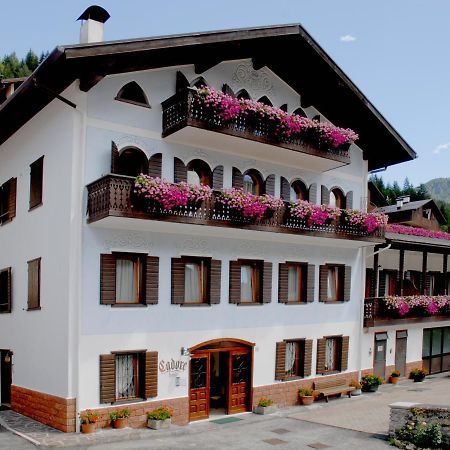 Cadore Haus Auronzo di Cadore Exteriör bild
